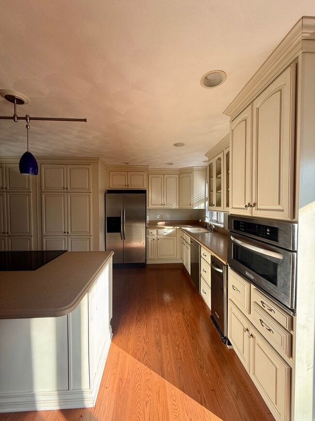 Foto del edificio - Beverly Manor 946