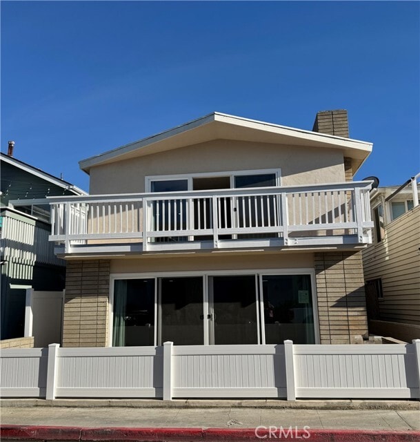 Building Photo - 122 46th St