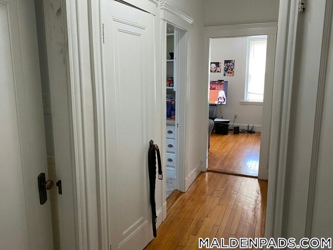 Foto del edificio - 170 Maple St