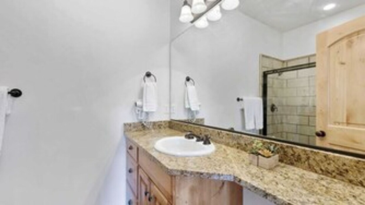 Primary Photo - Beautiful 3-Bedroom Home in Eden!