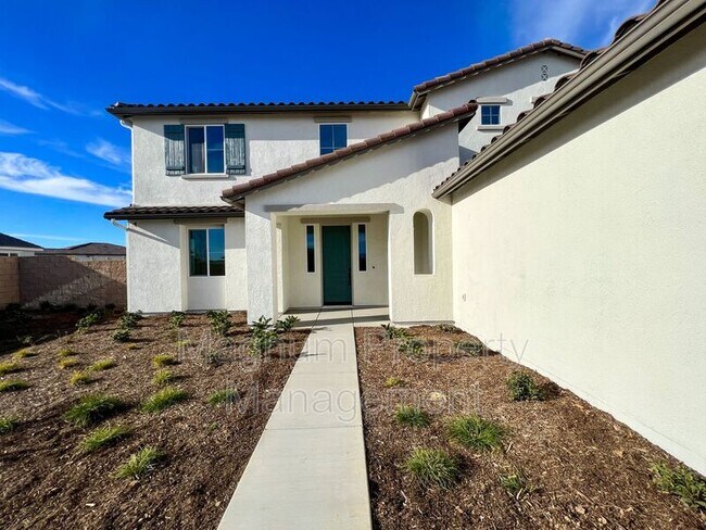Building Photo - 31310 Reserve Dr