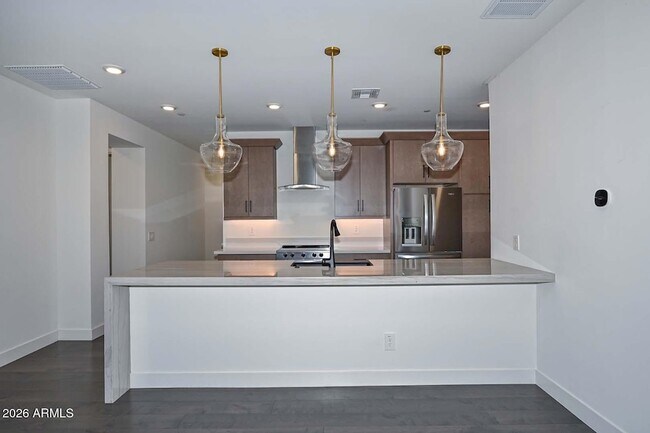 Foto del edificio - 11300 N Casa Dega Dr