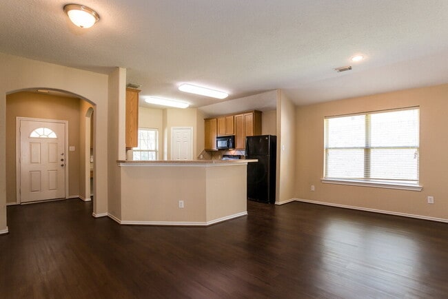 Building Photo - 3702 Primrose Trace Ln