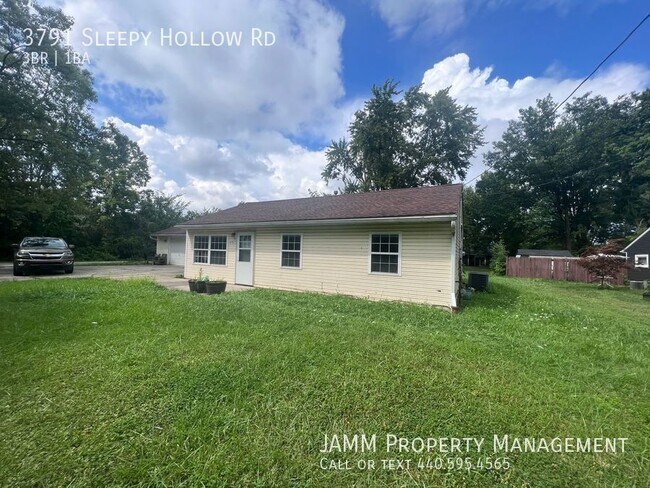 Building Photo - 3-Bedroom Ranch in Brunswick!