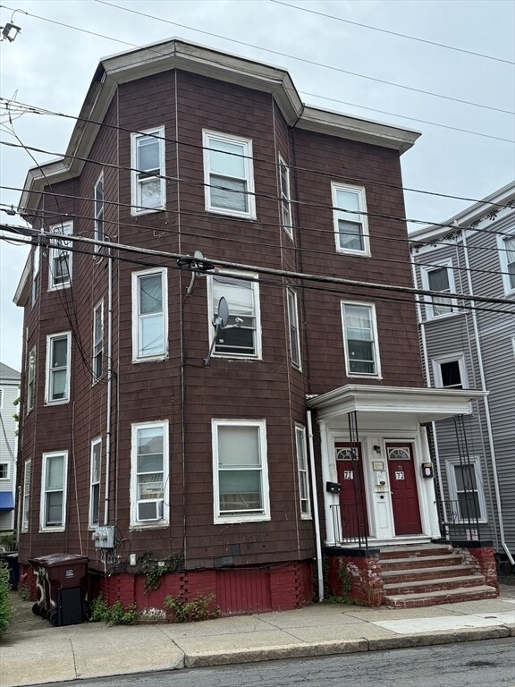 Primary Photo - 71 School St