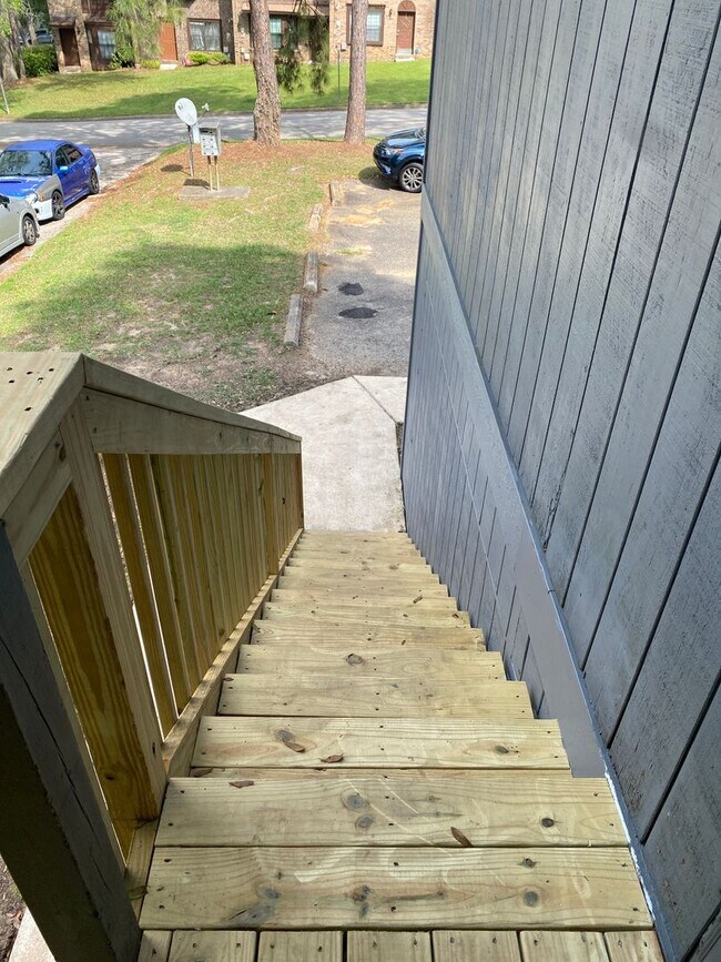 Foto del edificio - 2/1 Quad in Killearn Estates Available 9/1...