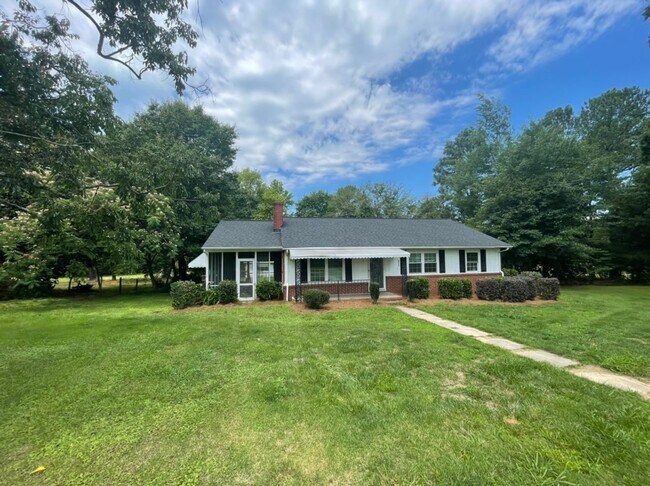 Foto del edificio - Adorable Apex Ranch on 2 Acres of Land!