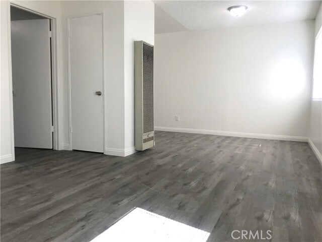 Foto del edificio - 21808 Walnut Ave