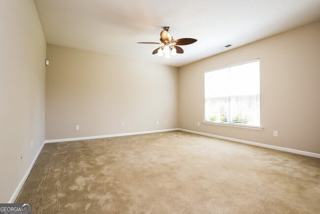 Foto del edificio - 3404 Silver Stream Way NW