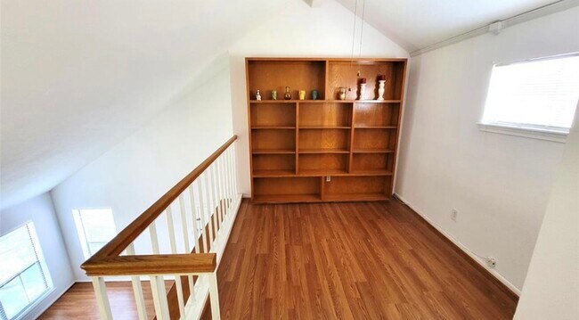 Foto del edificio - 3100 Walnut Bend Ln