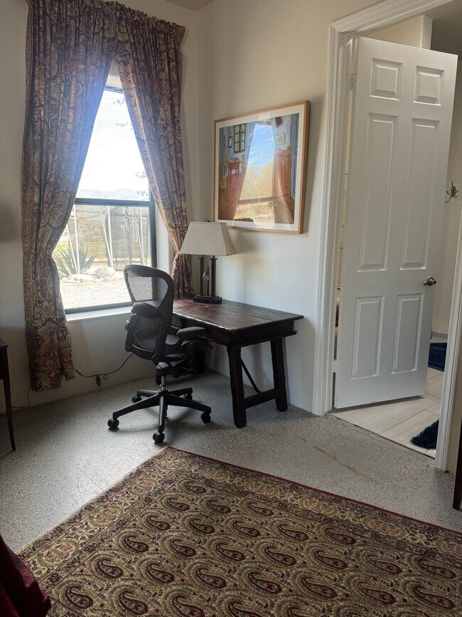 Foto del edificio - 15935 Mary Cir