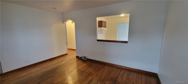 Foto del edificio - 3563 Sherwood Ave