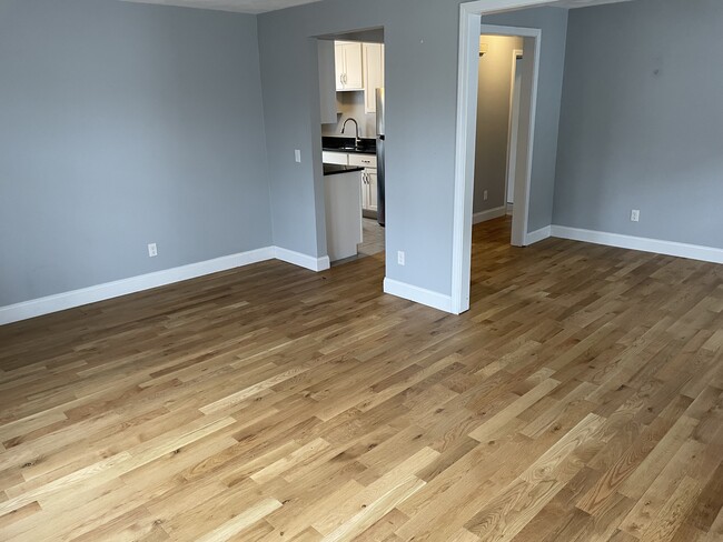 Foto del edificio - 72 Sterling St