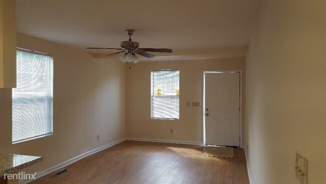 Building Photo - 2 br, 1 bath House - 133 West Watt Street
