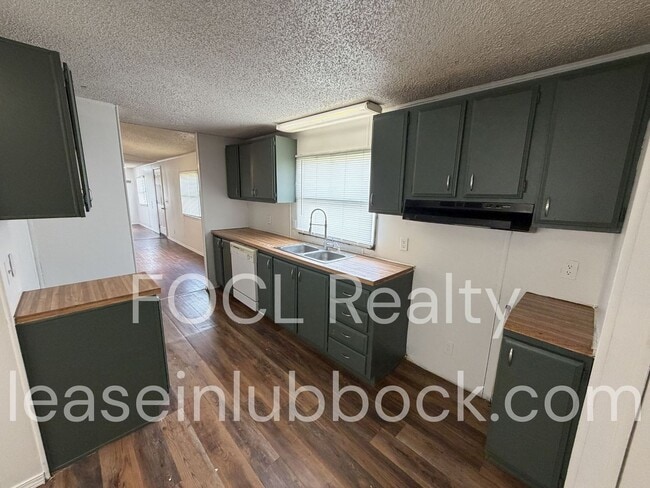 Building Photo - 3 Bed, 2 Bath Mobile Home in Roosevelt School District