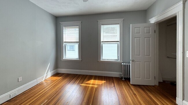Foto del edificio - 30 Partridge Ave