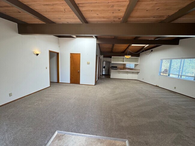 Foto del edificio - 611 Clubhouse Dr