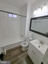 Building Photo - 1204 N 38th St