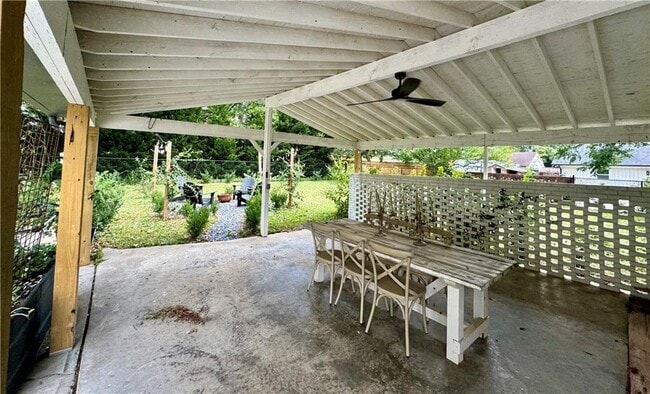 Building Photo - 214 Etowah Dr