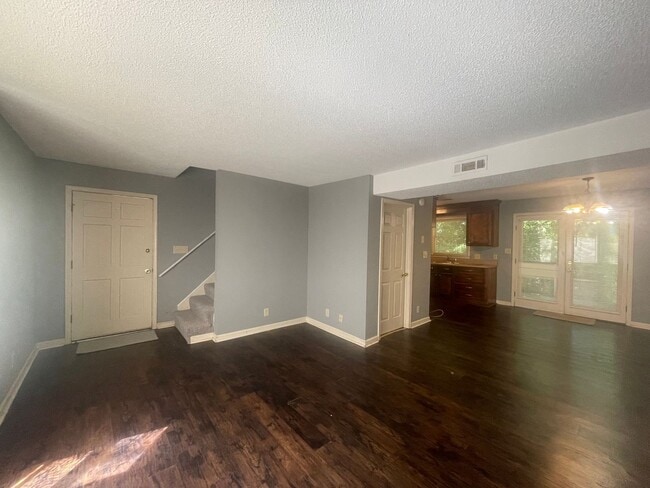 Building Photo - 502 Steeple Chase Rd