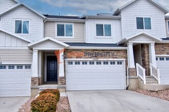 Building Photo - 15351 Tarawa Dr