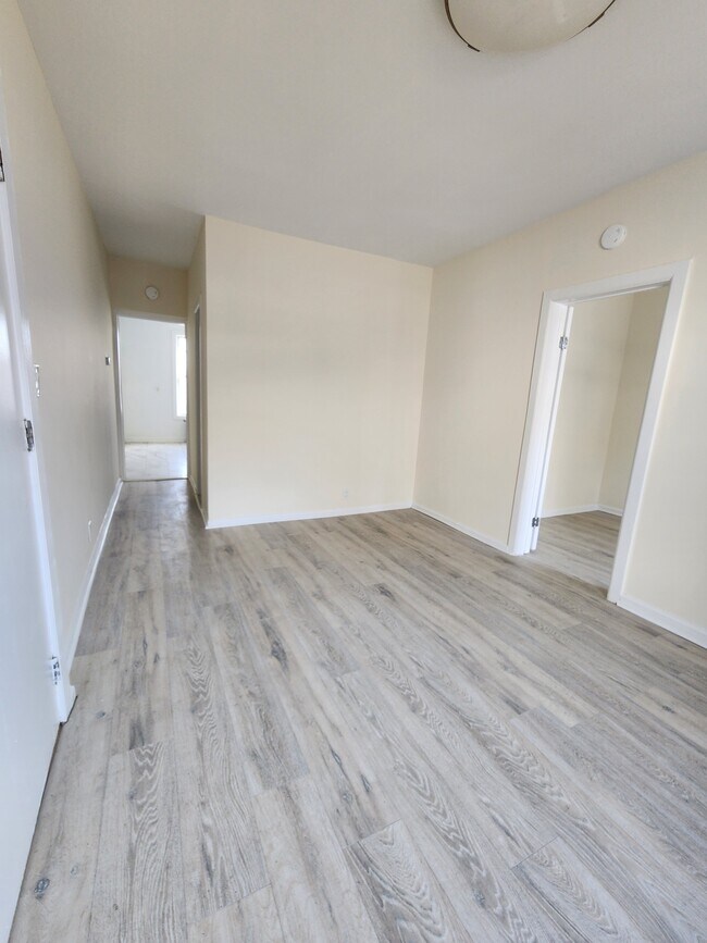 Building Photo - 228 Sommerville Pl