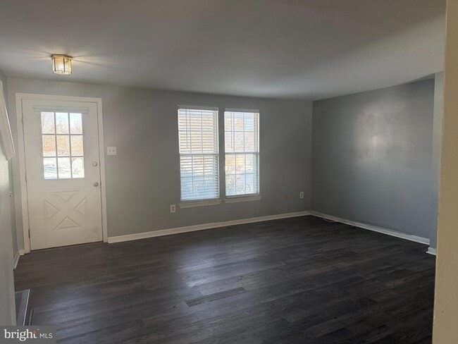 Photo - 8910 Pembrook Woods Townhome