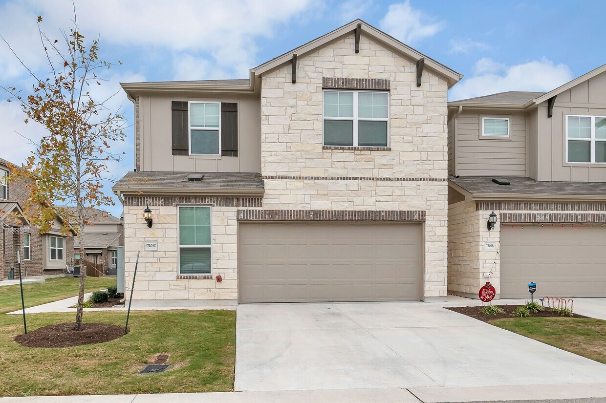 17203 Mayfly Dr, Pflugerville, TX 78660 Townhome Rentals in