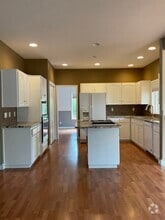 Building Photo - 388 Pintail Ct SE