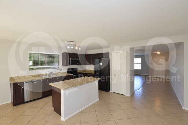 Foto del edificio - 3735 E Sheffield Rd