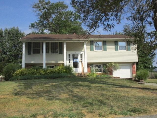 Primary Photo - 4 bedroom in Pennsville NJ 08070