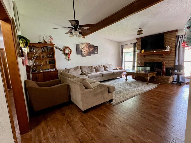 Foto del edificio - 12405 Bannockburn Pl