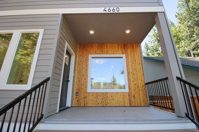 Foto del edificio - 4660-4660 SW Fairvale Ct