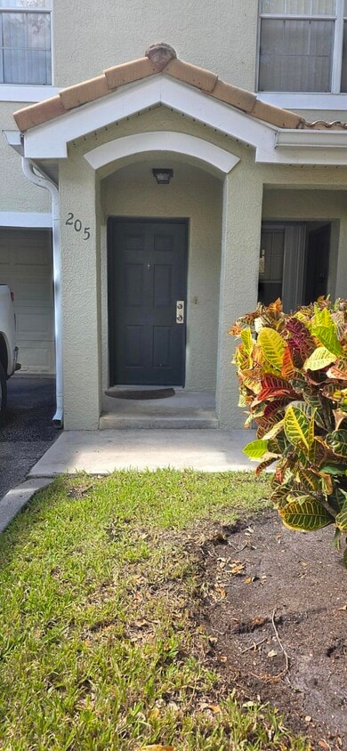 Foto principal - 108 SW Peacock Blvd