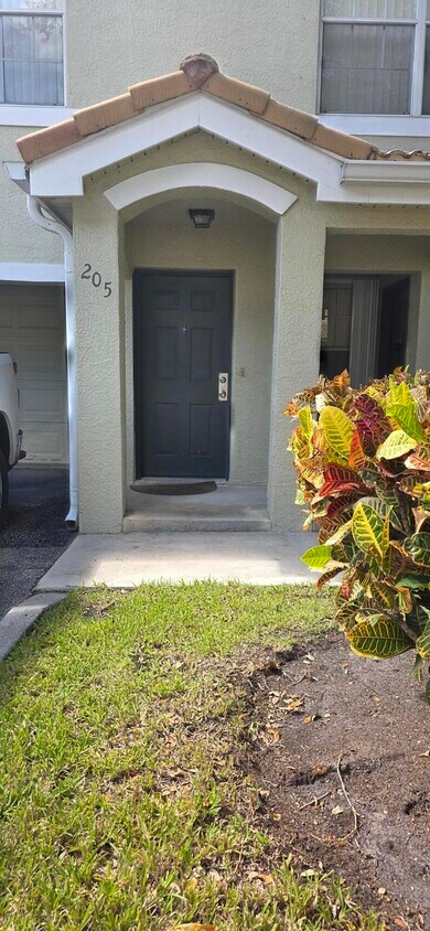 Primary Photo - 108 SW Peacock Blvd