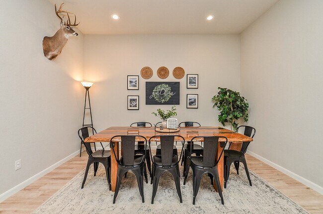 Foto del edificio - 10217 Shore Acres Ln