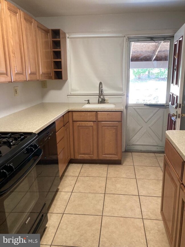 Foto del edificio - 8616 Pleasant Plains Rd