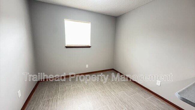Foto del edificio - 3409 NW Duncan Rd