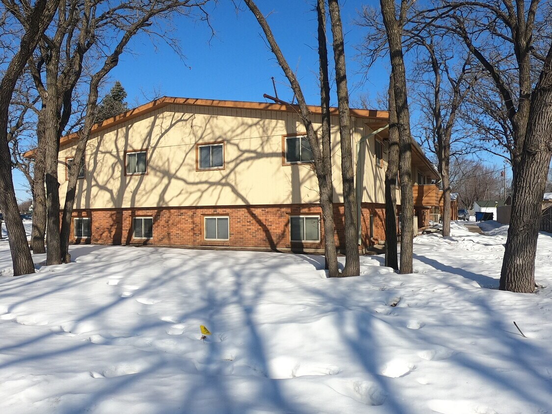 2900 Clearwater Rd Unit 1, St. Cloud, MN 56301 Apartments 2900