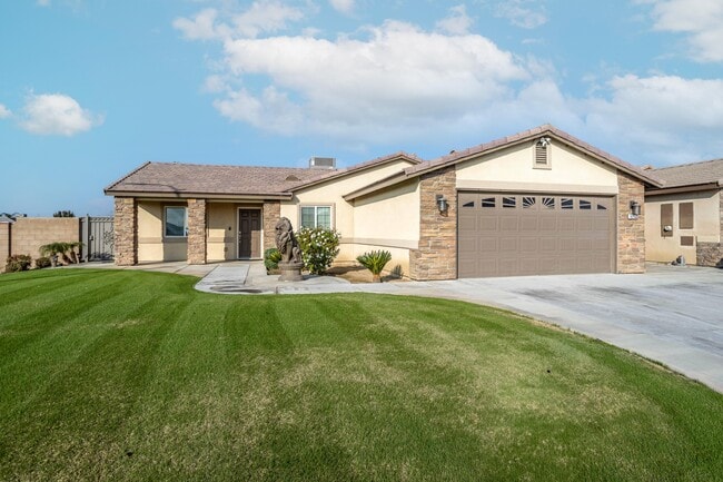 Foto del edificio - 6212 Ajooni Ct