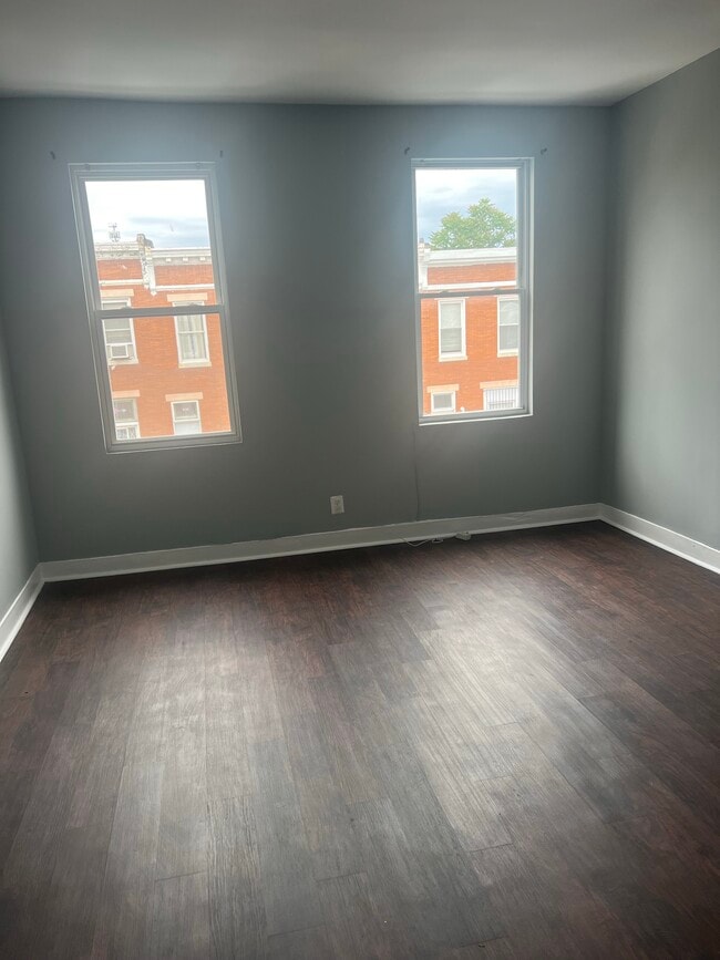Building Photo - 1641 Darley Ave
