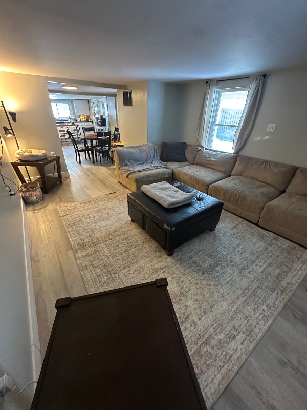 Building Photo - 150 E North St