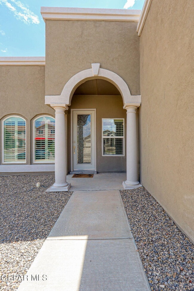 Building Photo - 14812 Hunters Grove Ave