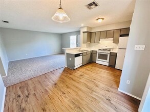 Building Photo - 4901 Merritt Cir