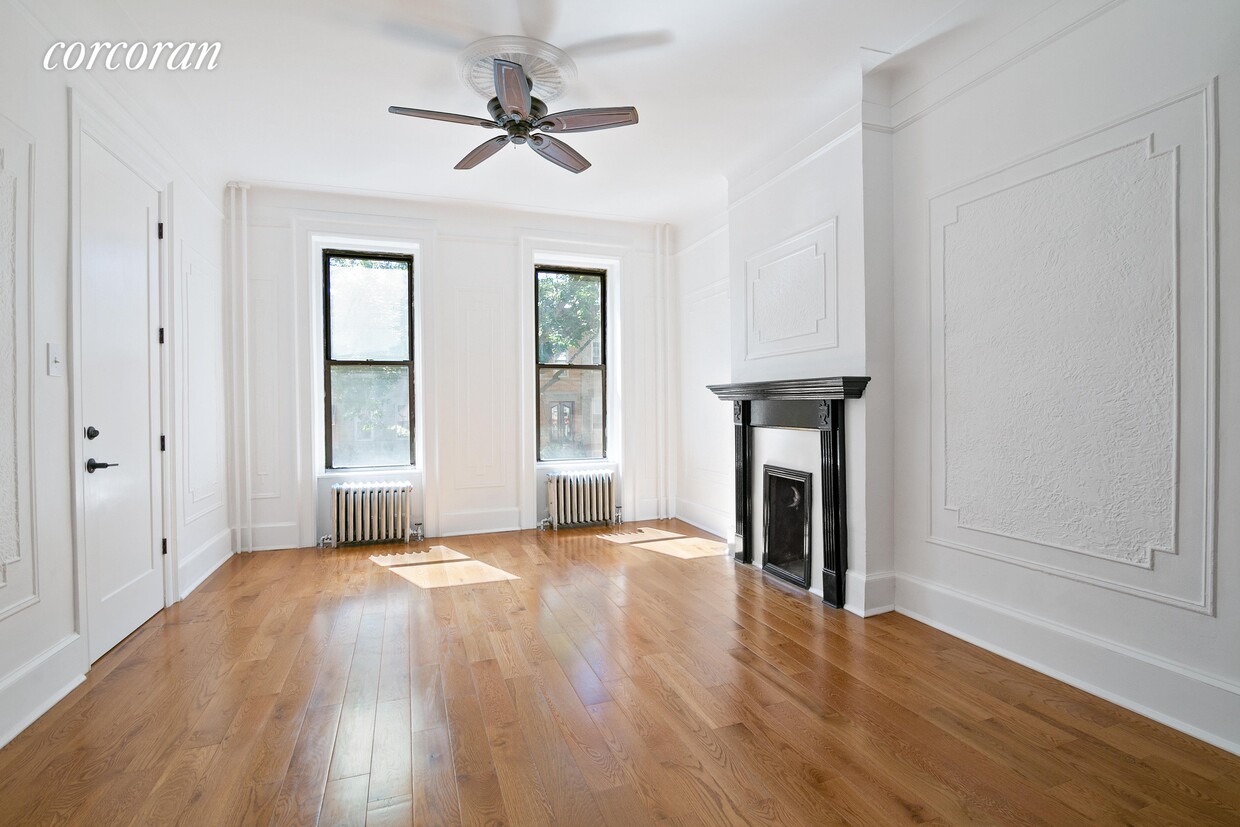 Primary Photo - 93 Pilling St