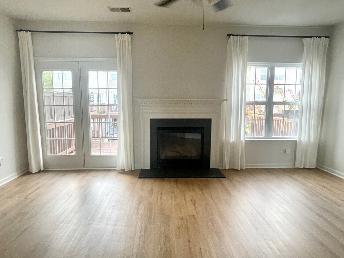 9266 Washam Potts Rd, Cornelius, NC 28031 Townhome Rentals in