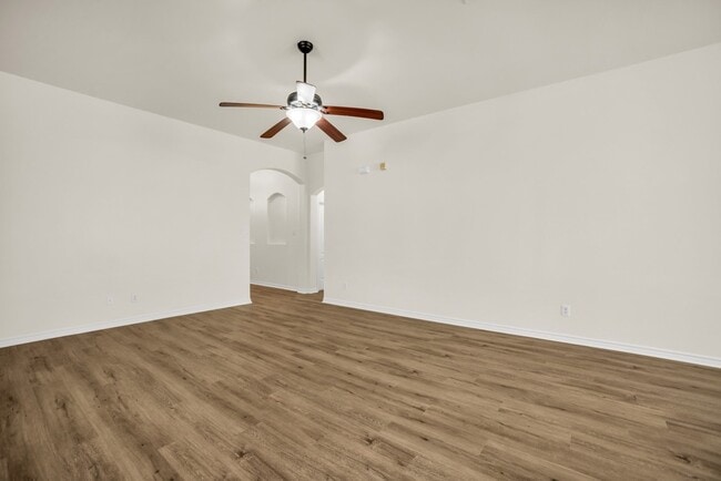 Photo - 2005 Ridgeview Ct House