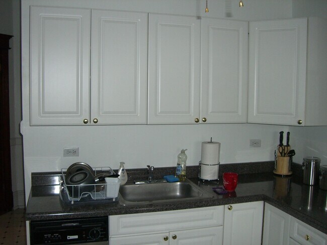 Foto del edificio - 3751 N Clifton Ave
