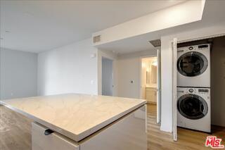 Foto del edificio - 12655 Bluff Creek Dr