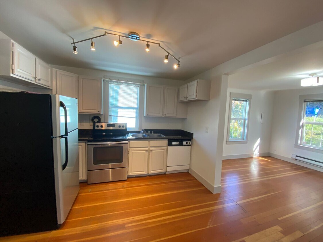 Foto principal - 3819 37th Ave S